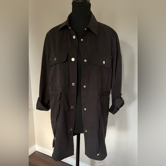 Love Tree Women’s Essential Light Spring Jacket - Picture 2 of 6